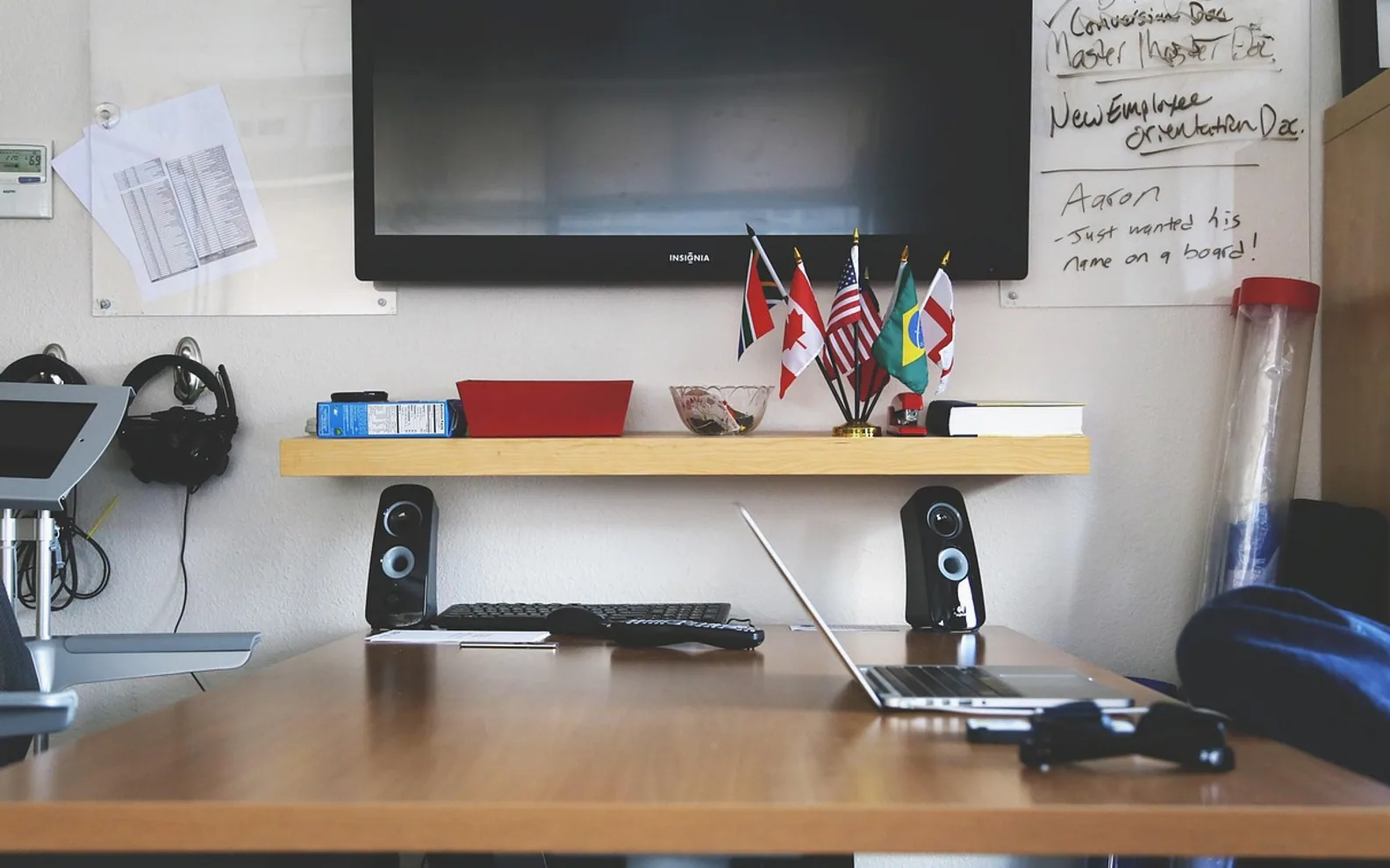 Startup, start-up and notebooks