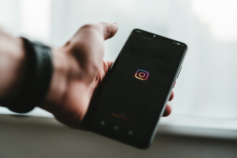 Instagram Growth: Strategies for Building a Strong Online Presence